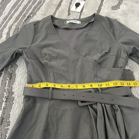 MUXXN V-Neck Belt Waist Formal Pencil Dress - Picture 9 of 12